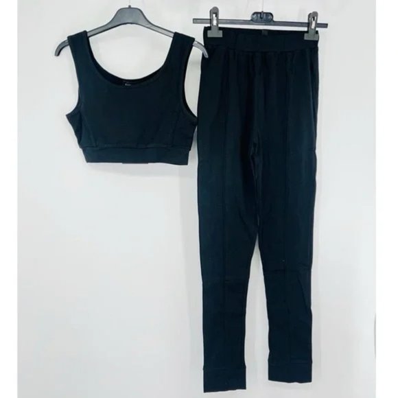 Black Sleeveless Crop Top and High Waist Leggings Pants Two Piece Set - Picture 8 of 10